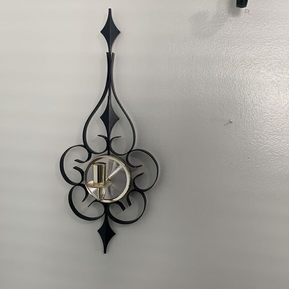 Vintage Mid-Century Black Metal Gothic Scroll Candle Sconces Wall Decor - Picture 4 of 17